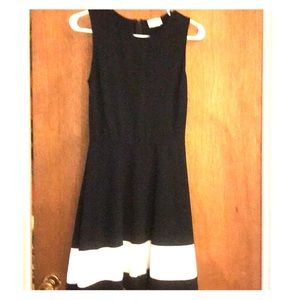 Black and White Sleeveless Dress